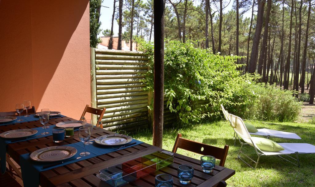 Exciting Beach Villa Charneca  Kamer foto